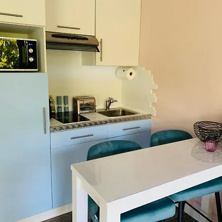 Butterfly-palais Des Festival-center-quiet-ac-wi Fi Parking Apartment